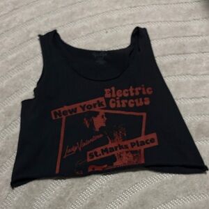 Brandy Melville Black and Red Graphic Crop Top
